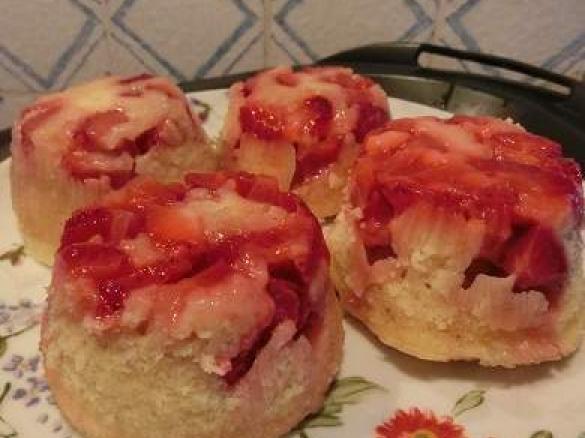 Muffin (cupcakes) di Fragole cotti a Varoma