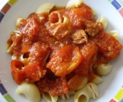 Pasta al sugo di tonno e peperoni 