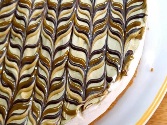 CHEESECAKE AL PISTACCHIO