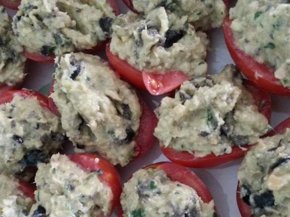 POMODORI TONNATI CON CECI