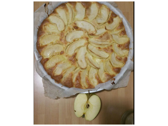 TORTA SOFFICE DI MELE CON MASCARPONE