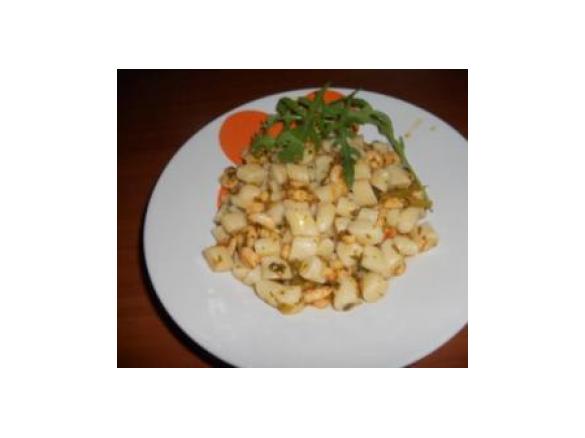 gnocchi di ricotta con sugo di rucola e gamberetti