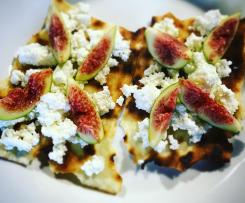 Primo sale su pane guttiau e fichi