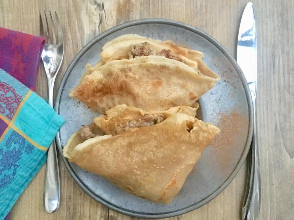 Contest Crepes- Crêpes al caffè con ripieno di salsiccia e melanzane aromatizzate alla cannella