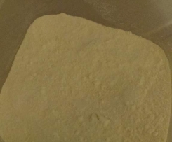 preparato per cioccolato bianco in tazza