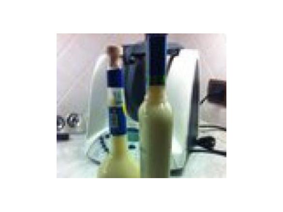 liquore crema di mandorle (adattata da me sulla versione di liquore al pistacchio di wlapappa)