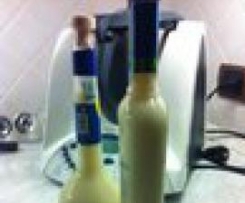 liquore crema di mandorle (adattata da me sulla versione di liquore al pistacchio di wlapappa)