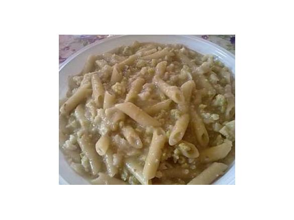 PASTA CON TONNO E BROCCOLO ROMANO