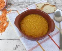 Zuppa di lenticchie rosse e zucca