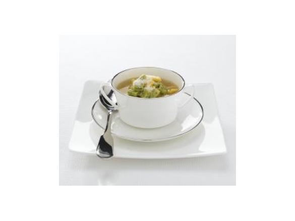 Minestra imperiale bicolore in brodo di cappone