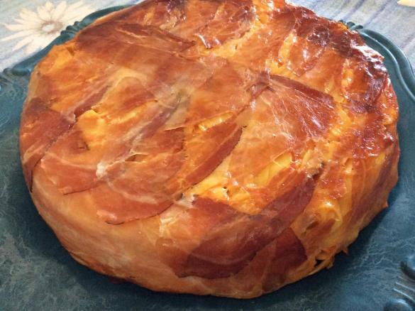 Timballo di tagliatelle e speck(La torta di pasta)