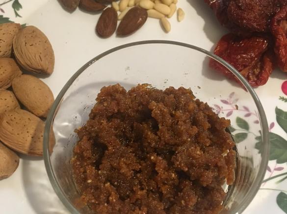 Pesto di pomodori secchi senza lattosio