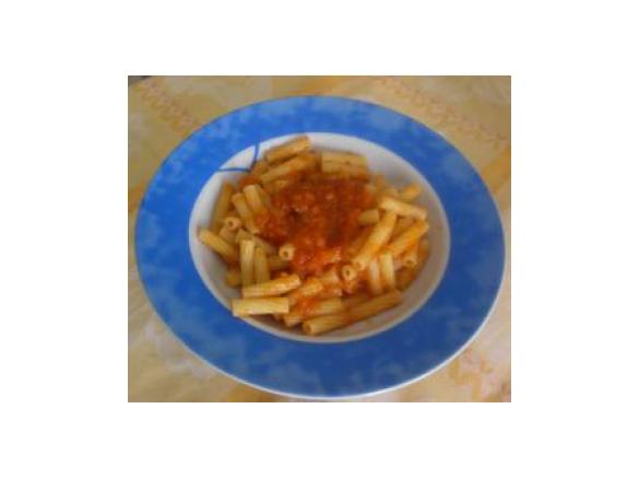 Mini tortiglioni con la bolognese della mia mamma