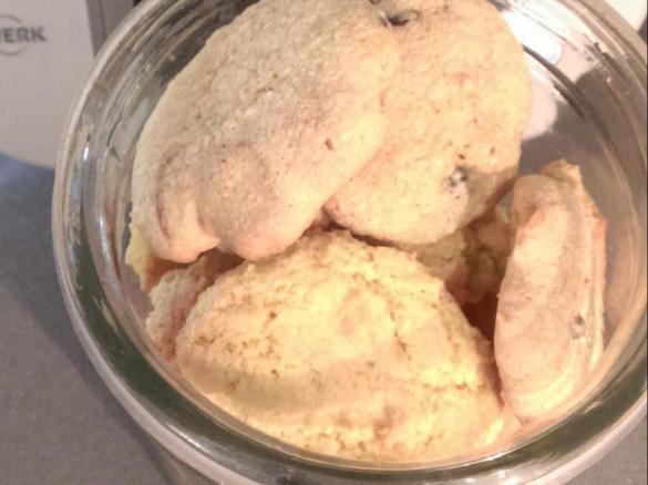 BISCOTTI " STORTINI " AL COCCO 