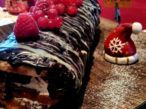 Rotolo di panettone con crema al Baileys