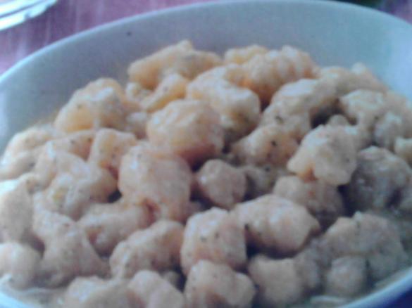 GNOCCHI DI FARINA AL PESTO DI SALVIA