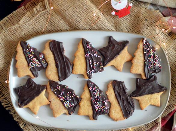 Biscotti Natalizi Con Farina di Mais e Mandorle (Senza Uova e Burro)