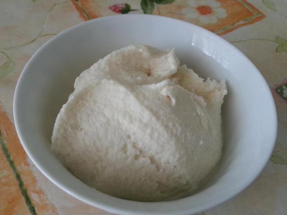 Gelato alle mandorle