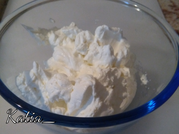 Formaggio fresco cremoso tipo Philadelphia