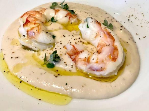 Gamberoni sottovuoto con crema di fagioli