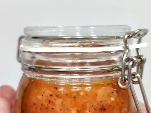 Confettura di corbezzoli e cardamomo