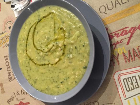 Vellutata di verdure miste con orzo