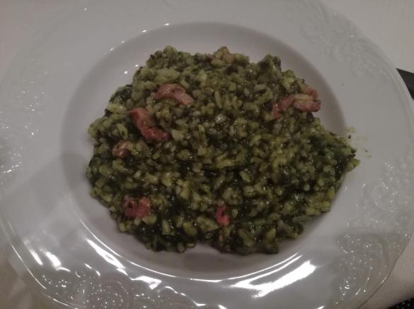 RISOTTO VERDE CON SPINACI E PANCETTA