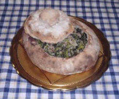 Cime di rape baresi e salsiccia in pane casereccio pugliese