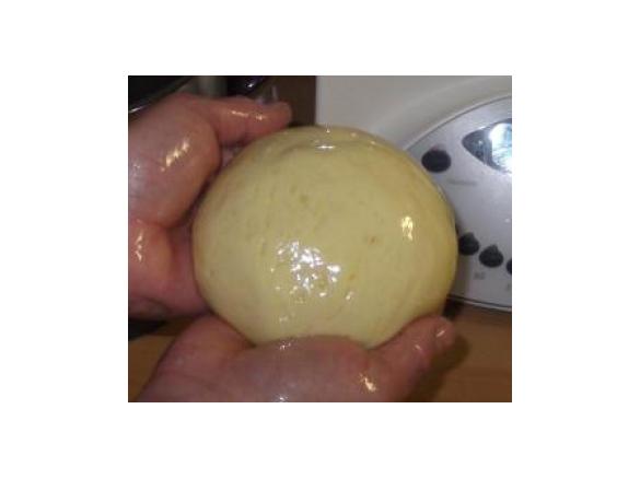 Cioccolato plastico bianco