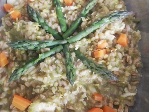 Fantasia di farro e asparagi - contest primavera