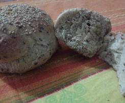 Pane alle 3 farine e semi di lino