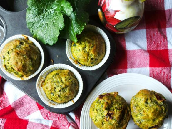 Muffin  con Cime di Rape e Pomodori  secchi sott'olio