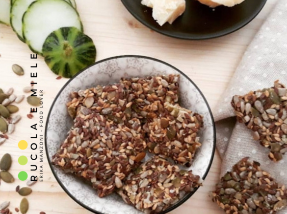 Keto crackers ai semi (vegan e glutenfree) senza farina