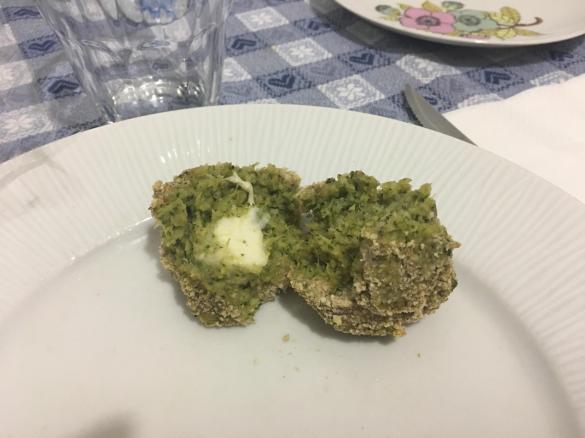 Polpette al forno con broccoli e mozzarella