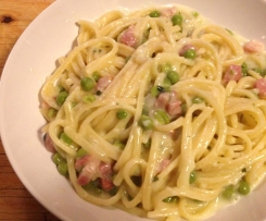 Spaghetti panna, pancetta e piselli - pasta risottata