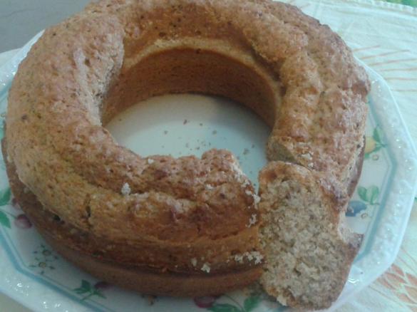 Ciambellone integrale con frutta secca  e soia