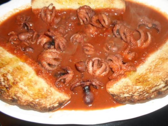 Polipetti al sugo piccante
