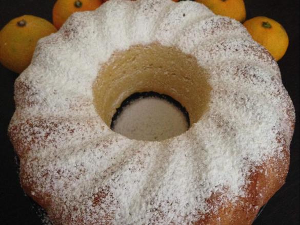 Torta vegana all'acqua e mandarino