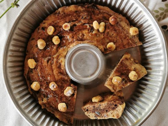 CIAMBELLA BICOLORE SENZA ZUCCHERI, SENZA BURRO, SENZA UOVA