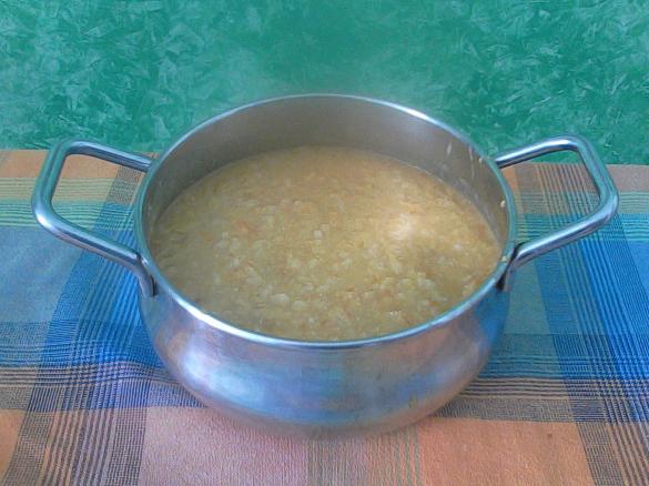 Zuppa di cereali e legumi