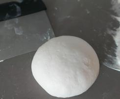 La mia Pizza con cornicione alto.