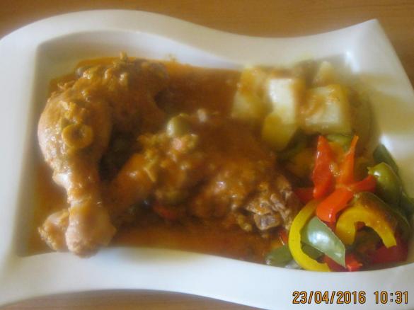 Coscia di anatra in umido con patate e peperoni(contest multilivello)