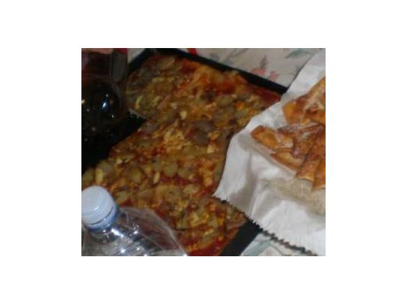 PIZZA GRAMMICHELESE CON SALSICCIA E CIPOLLA - APEMAIA31 -