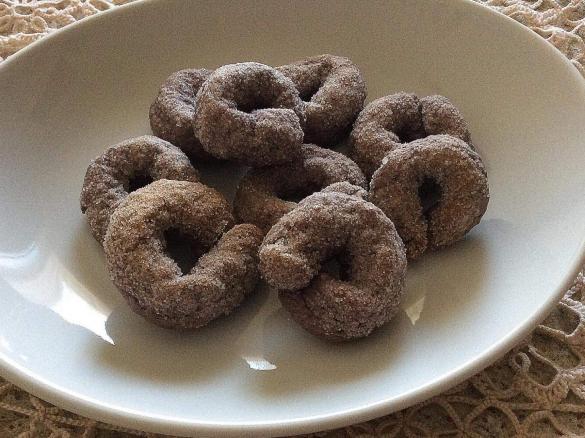 Taralli dolci al vino rosso-zenzero e cannella