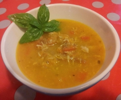 Zuppa di pollo e peperoni al curry