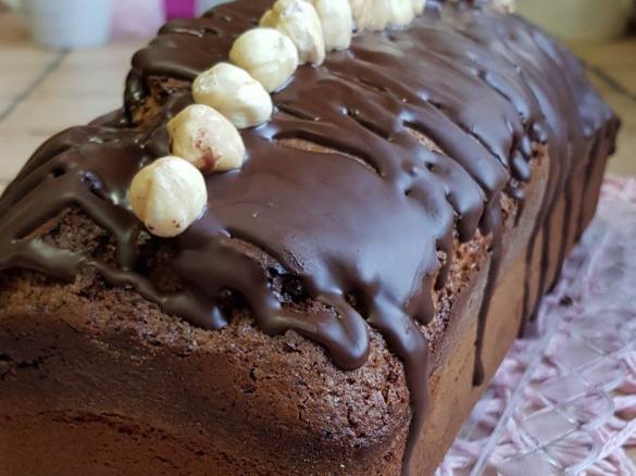 Plumcake cioccolato e nocciole