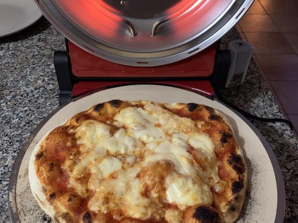 Pizza come in pizzeria