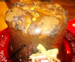 Panettone con cioccolata bianca e arancia  candita (a modo mio )