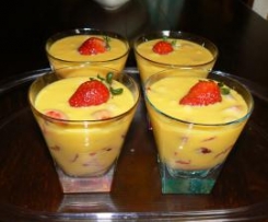 Mascarpone alla crema di limoncello con fragole