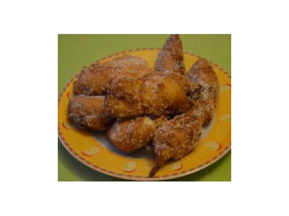 FRITTELLE DI MELE ALL'AMARETTO